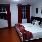 게스트하우스 Residencia Machado 3*