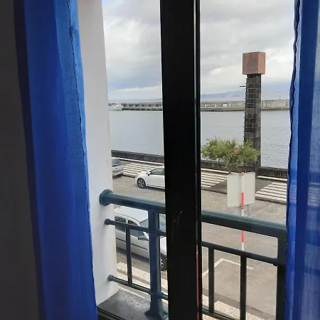 Residencia Machado Horta (Azores)