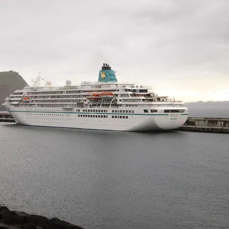 Residencia Machado بيت ضيافة أورتا