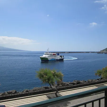 Residencia Machado بيت ضيافة 3*