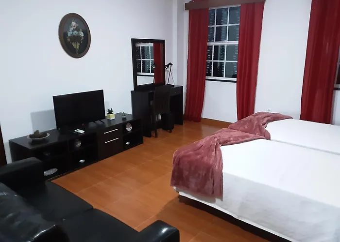 Residencia Machado 3* Орта